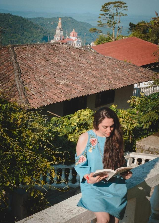 Meson Yohualichan Cuetzalan Luaran gambar